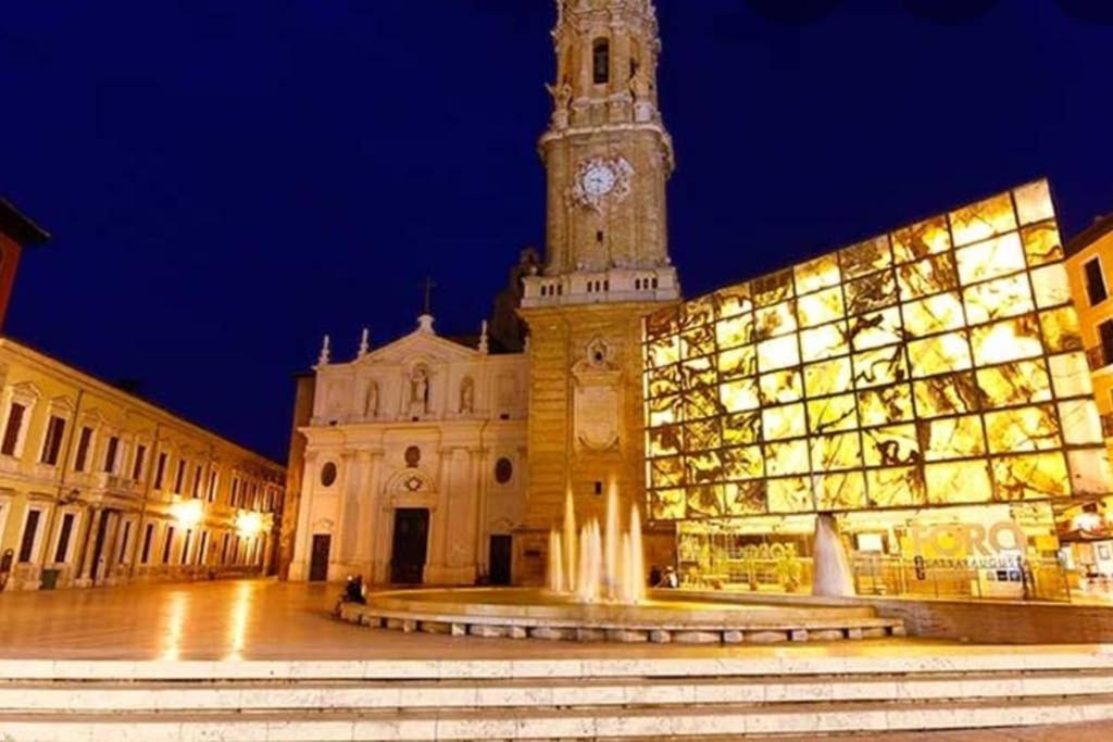 Loft Mon Apartment Zaragoza Bagian luar foto