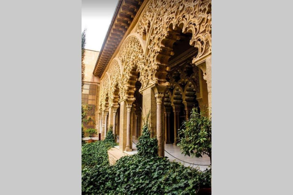 Loft Mon Apartment Zaragoza Bagian luar foto